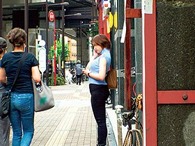 Gカップ巨乳介護士「気持ちイイ〜！」を連呼するデカチ○ポ堕ちの連続生中出しSEX なな　サンプル画像07